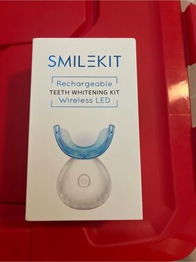 Rechargeable Teeth Whitening Kit - Blue/White Wireless LED